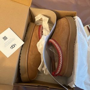 girls grade school tasman platform LIKE NEW